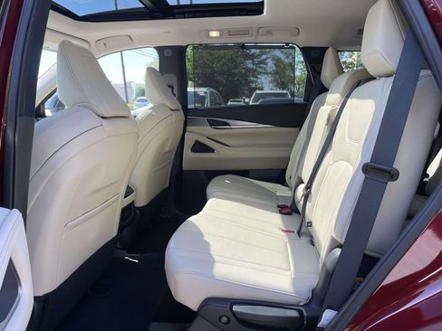 Used 2025 INFINITI QX60 Luxe w/ Vision Package AWD/4WD image 13