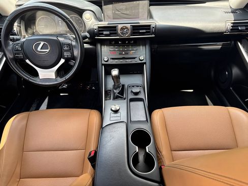 Used 2019 Lexus IS 300 w/ Accessory Package RWD image 22