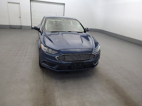 Used 2018 Ford Fusion SE FWD image 14