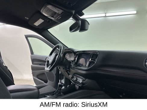 Used 2024 Dodge Durango GT image 19