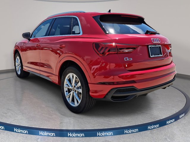 Used 2025 Audi Q3 2.0T Premium AWD/4WD image 2
