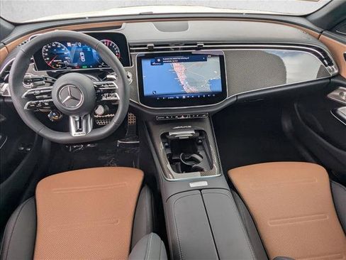 New 2026 Mercedes-Benz E 53 AMG e 4MATIC Sedan image 14