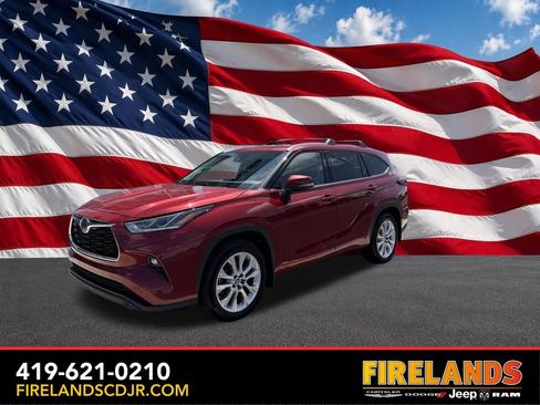 Used 2022 Toyota Highlander Limited AWD/4WD image 1