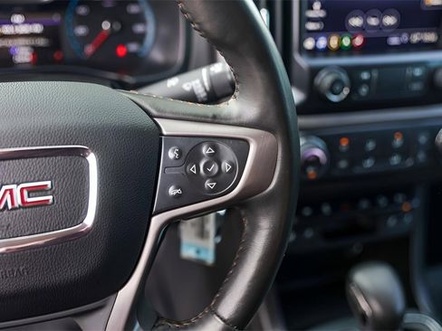 Used 2022 GMC Canyon AT4 image 16