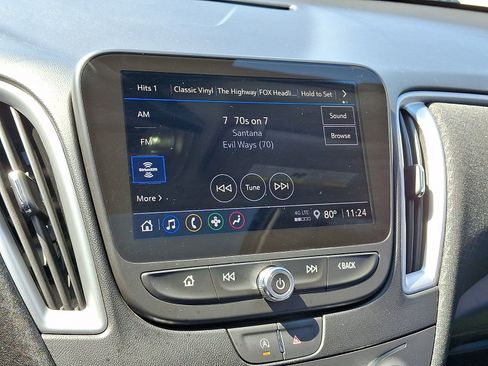 Used 2023 Chevrolet Malibu LT FWD image 18