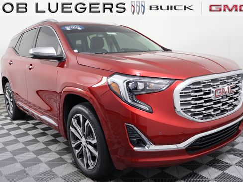 Certified 2020 GMC Terrain Denali w/ Denali Premium Package AWD/4WD image 1