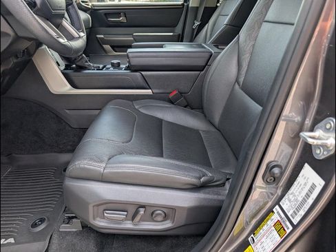Used 2024 Toyota Sequoia SR5 w/ SR5 Premium Package AWD/4WD image 10