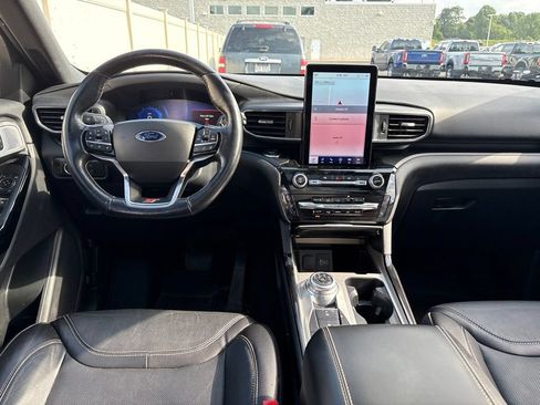 Used 2022 Ford Explorer ST w/ Equipment Group 401A AWD/4WD image 10