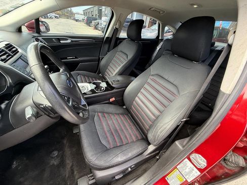 Used 2016 Ford Fusion SE w/ Equipment Group 201A image 40