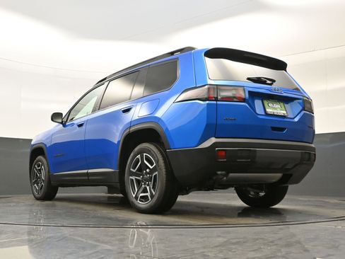 New 2026 Jeep Cherokee Laredo AWD/4WD image 13