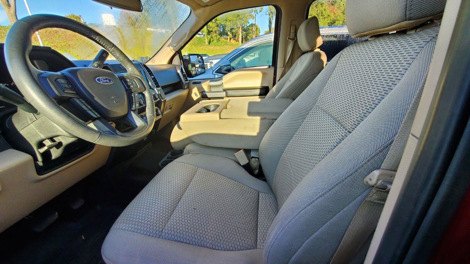 Used 2019 Ford F150 XLT w/ Equipment Group 302A Luxury RWD image 3