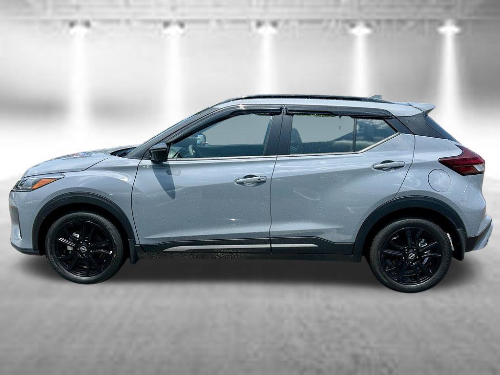 Certified 2024 Nissan Kicks SR w/ SR Premium Package FWD image 10