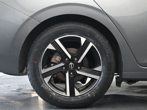 Used 2024 Nissan Sentra SV image 9