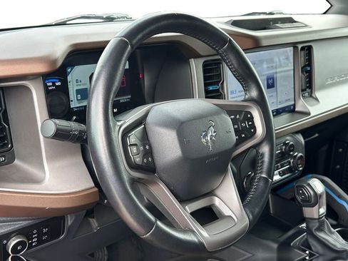 Used 2023 Ford Bronco Outer Banks image 11