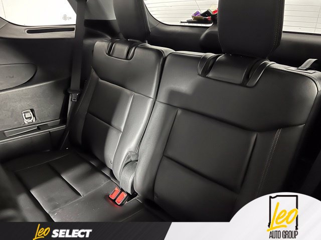 Used 2023 Ford Explorer XLT w/ Equipment Group 202A AWD/4WD image 13