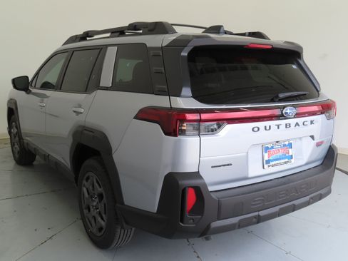 New 2026 Subaru Outback Premium image 7