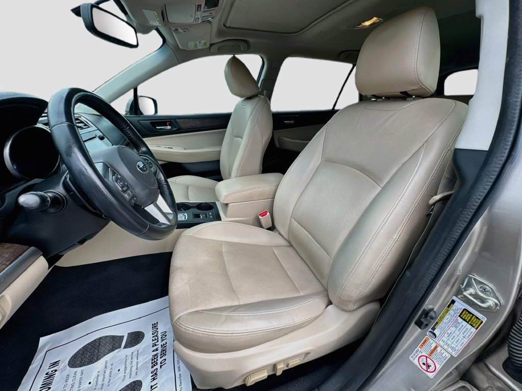Used 2016 Subaru Outback 2.5i Limited AWD/4WD image 25