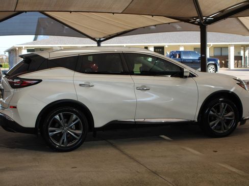 Used 2019 Nissan Murano Platinum w/ Cargo Package image 8