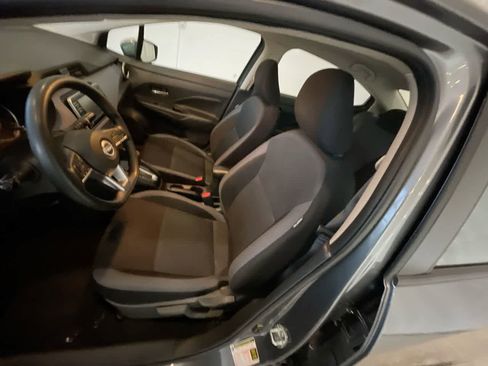 Used 2023 Nissan Versa SV image 11