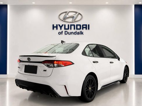 Used 2022 Toyota Corolla SE FWD image 5