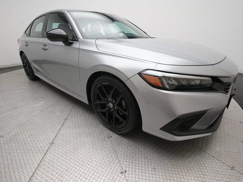 Used 2024 Honda Civic Sport image 35