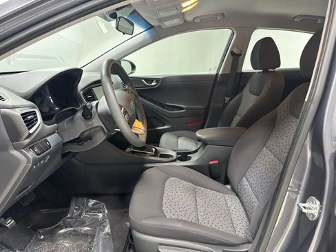Used 2018 Hyundai Ioniq Blue FWD image 13