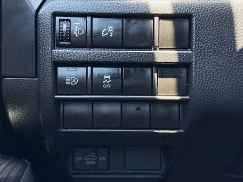 Used 2025 Toyota Tacoma SR RWD image 21
