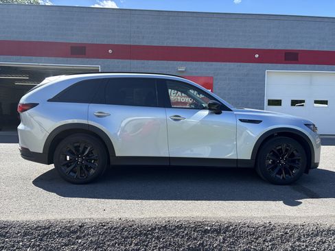 Used 2025 MAZDA CX-90 3.3 Turbo w/ Premium Sport Pkg AWD/4WD image 2