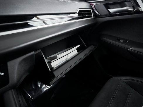 Used 2024 Mitsubishi Outlander SE image 57