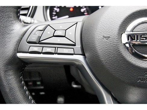 Certified 2022 Nissan Rogue Sport SV image 13