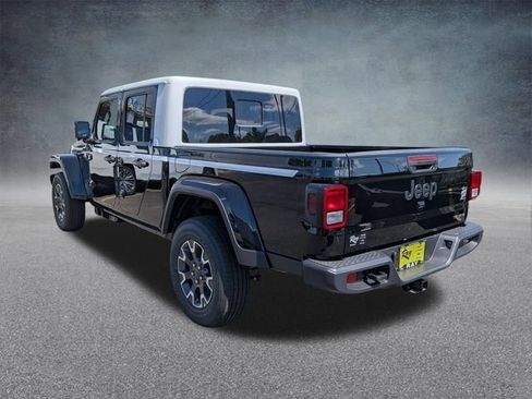 New 2026 Jeep Gladiator Sport AWD/4WD image 7