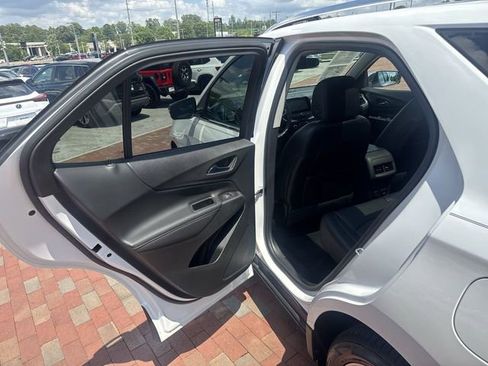 Used 2018 Chevrolet Equinox Premier FWD image 27