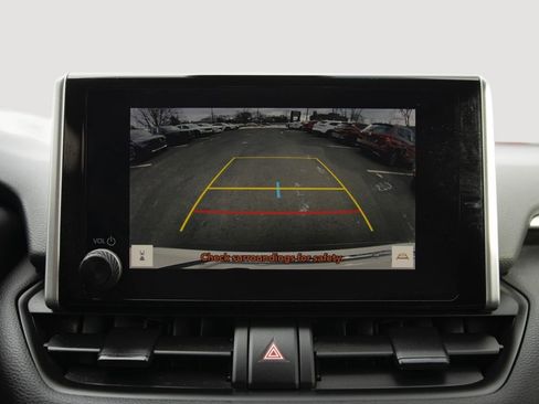 Used 2023 Toyota RAV4 LE image 11