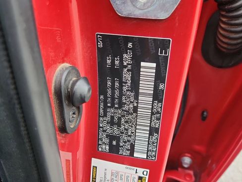 Used 2017 Toyota 4Runner SR5 AWD/4WD image 20