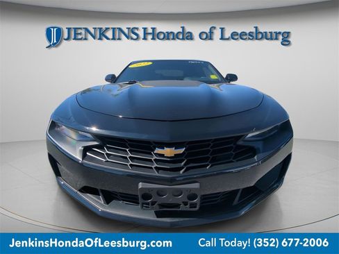 Used 2022 Chevrolet Camaro LT w/ Technology Package image 8