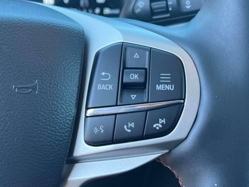 Used 2026 Ford Explorer Active AWD/4WD image 25