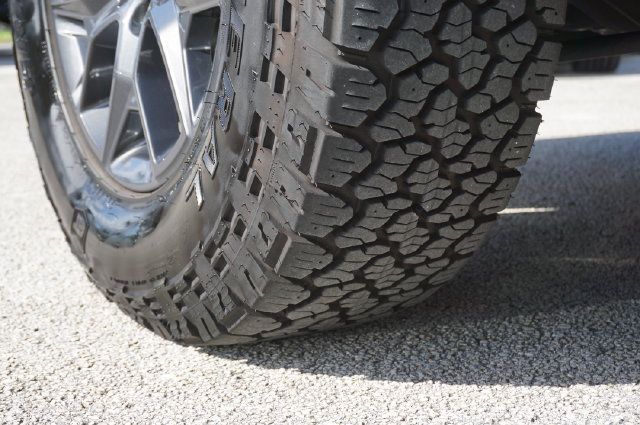 Used 2025 Ford Expedition Tremor AWD/4WD image 26