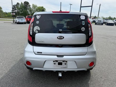 Used 2019 Kia Soul + w/ Primo Package image 7