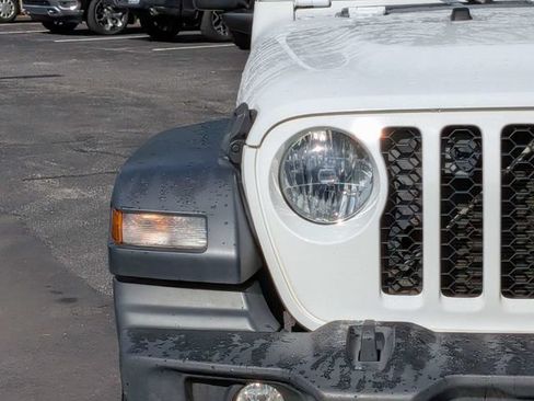 Used 2024 Jeep Wrangler Unlimited Sport AWD/4WD image 11