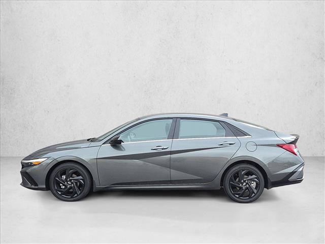 Used 2026 Hyundai Elantra SEL Sport Premium FWD image 9