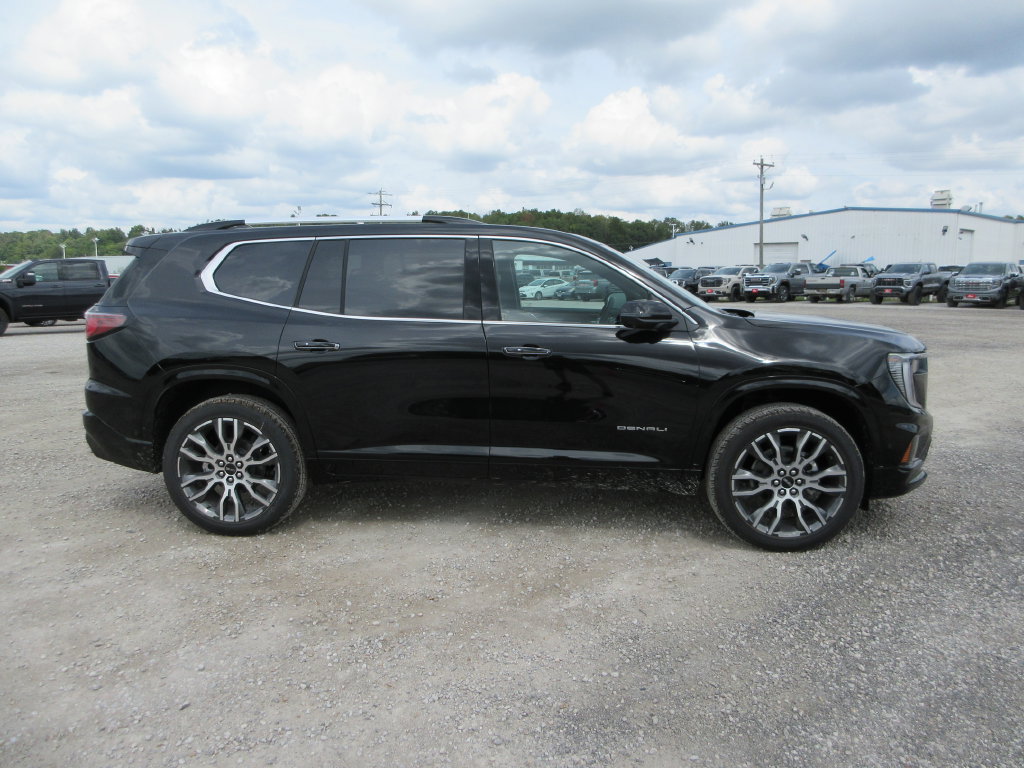 New 2027 GMC Acadia Denali Ultimate FWD image 3