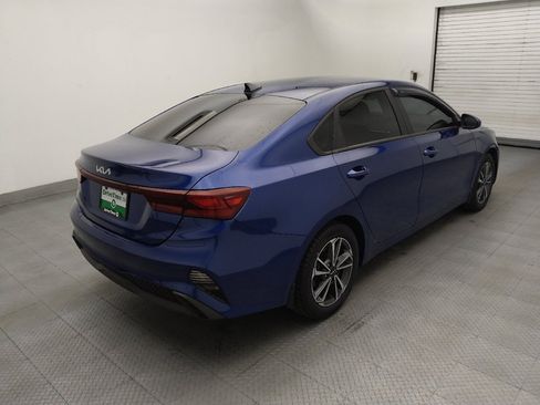 Used 2022 Kia Forte LXS FWD image 9