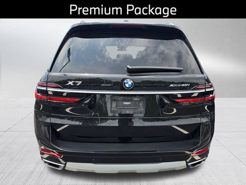 Used 2024 BMW X7 xDrive40i w/ Premium Package AWD/4WD image 7
