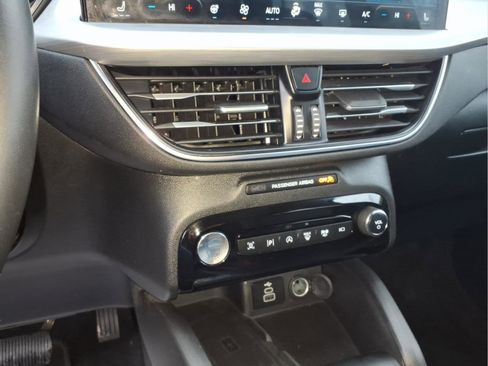 Used 2024 Ford Escape Platinum AWD/4WD image 18