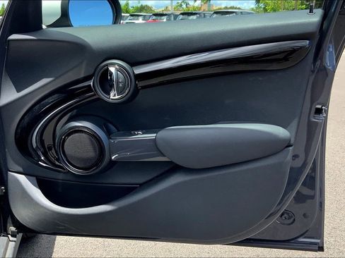 Used 2020 MINI Cooper S image 21