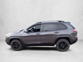 Used 2021 Jeep Cherokee Trailhawk w/ Sun, Sound & Nav Group AWD/4WD video 2
