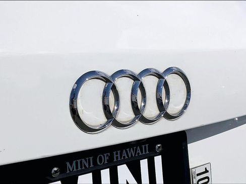 Used 2017 Audi Q5 2.0T Premium Plus w/ Technology Package image 31