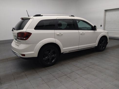 Used 2018 Dodge Journey Crossroad w/ Nav & Sun Group FWD image 10