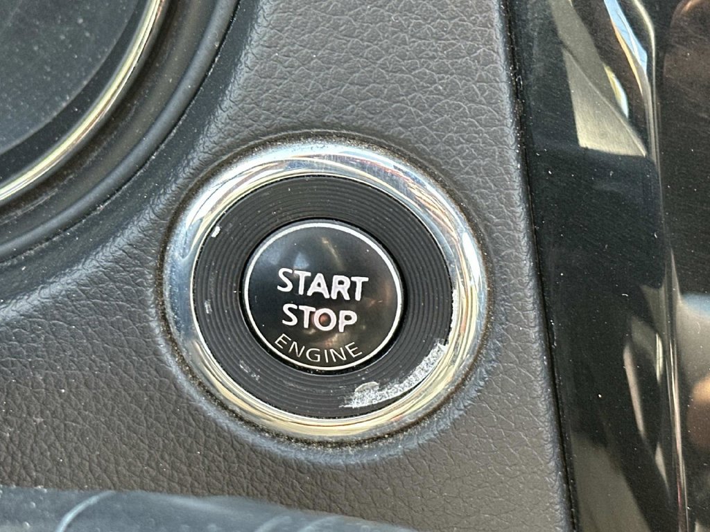 Used 2019 Nissan Rogue SV AWD/4WD image 27
