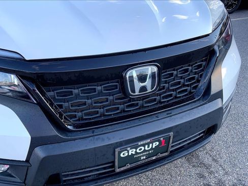 Used 2021 Honda Passport Sport image 32